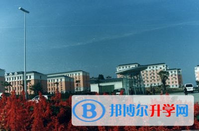 四川省綿陽南山中學(xué)2021年報名條件、招生要求、招生對象 