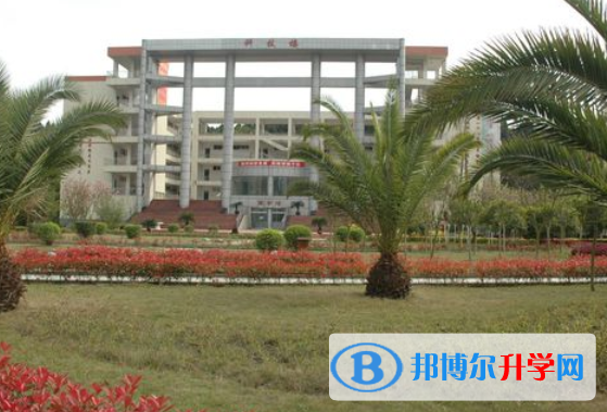 四川省資陽中學2021年報名條件、招生要求、招生對象