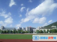 無錫市青山高級中學地址，乘車路線