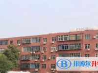 邢臺(tái)市第八中學(xué)地址，乘車(chē)路線